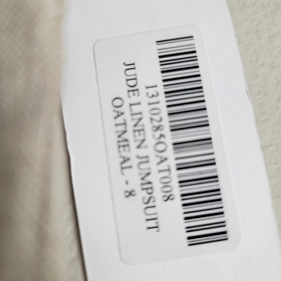 Reformation Jude Linen Jumpsuit in Oatmeal size 8 NWT - Picture 10 of 11